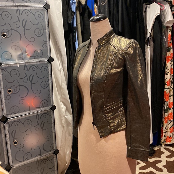 (Sold)White House black market blazer - Picture 7 of 8